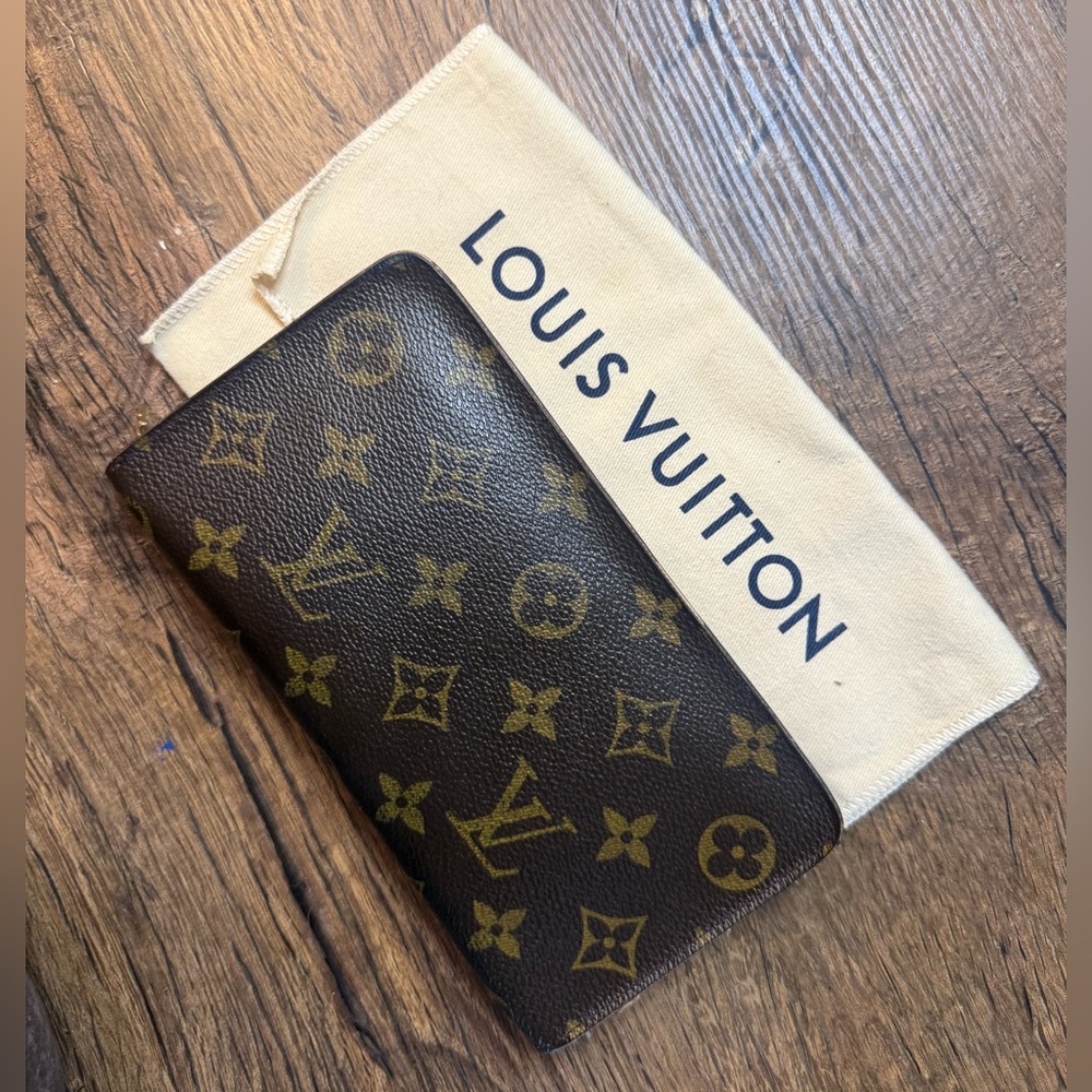 Louis Vuitton Brown and Gold Monogram wallet